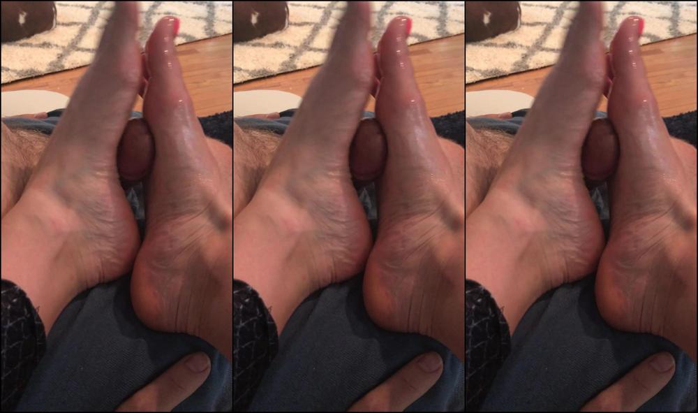 Liseysweet My Feet Were A Little Chilly So I Warmed Them Up Wi