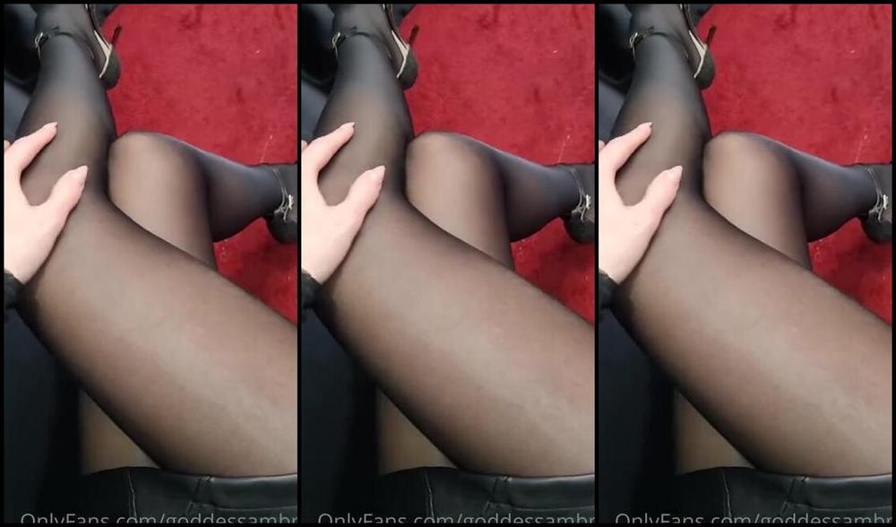 Goddess Ambra Nicknamed Goddessambra Onlyfans Get On Your Knees Start Masturbating That Loser Virgin Dicklet Of Yours I Control Your Sex Life