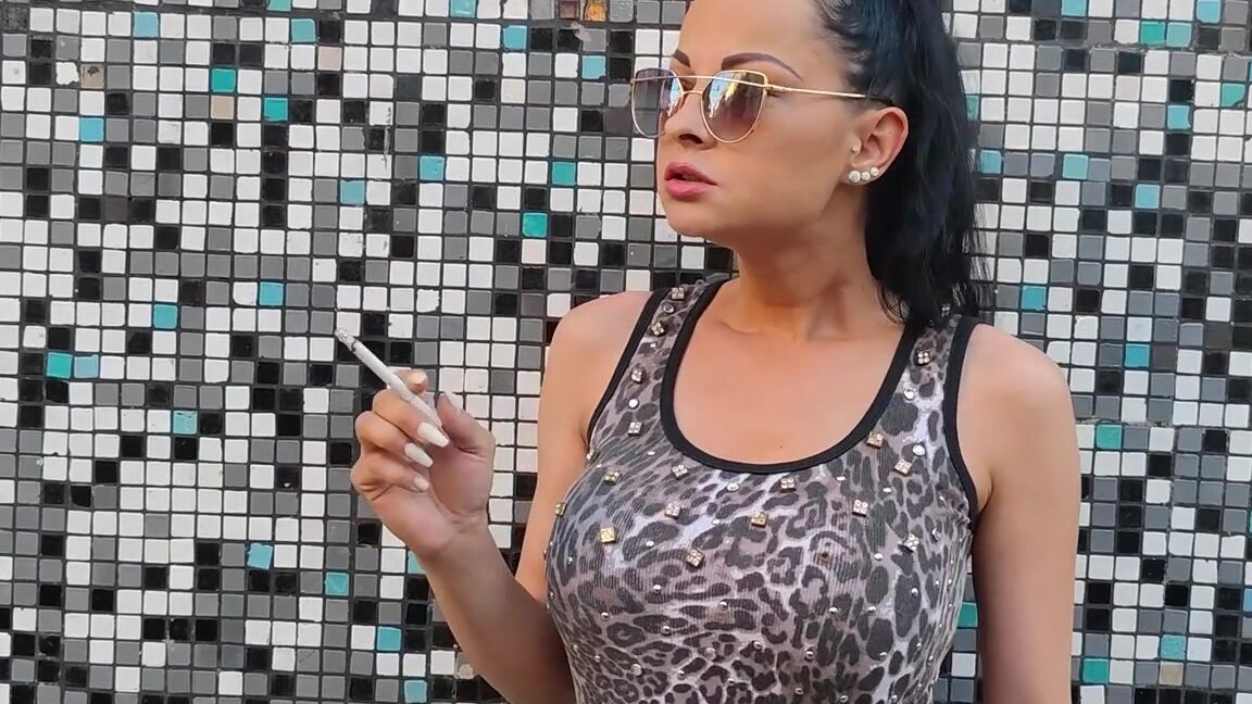 Abbiecat Onlyfans Public Smoking Hi There I Needed To Smoke But It Was Forbidden There So I Quickly