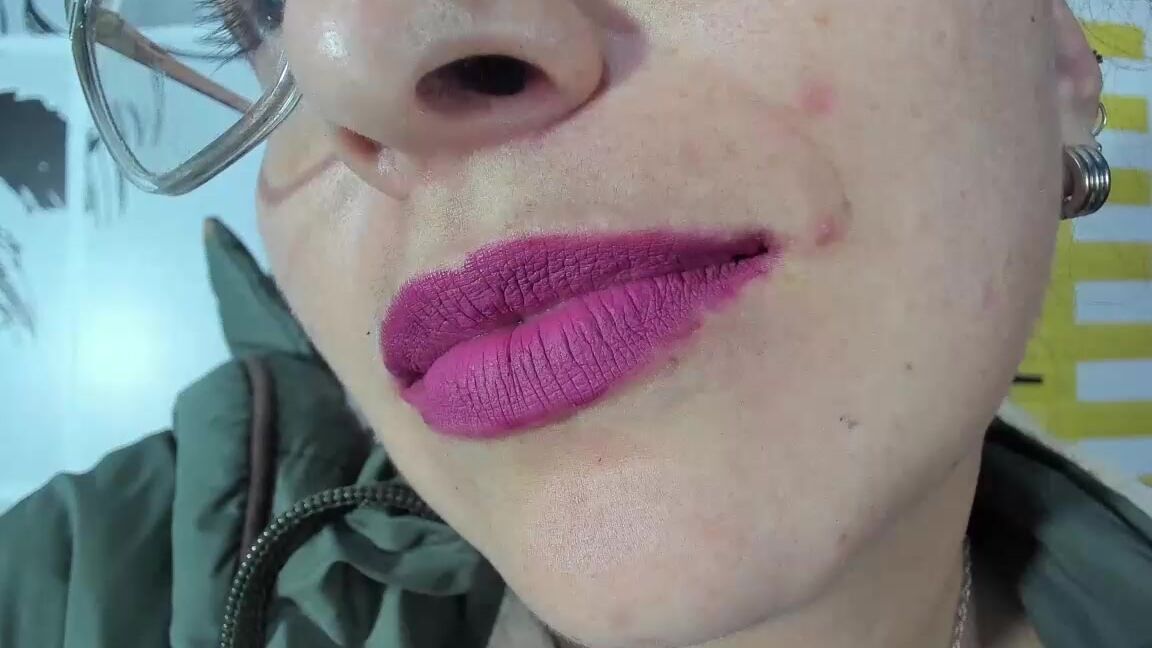 "Coconutsex" dildosucking, mouthfetish, sloppy, spitfetish, tonguefetish Spit Sensation Manyvids