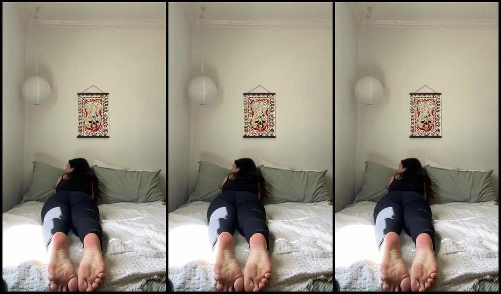 Mila Ballet Soles Aka Asianballetsoles Onlyfans Hey I Just Got Back From Dance Want To Give Me A Massage While I Tell You About My Practice