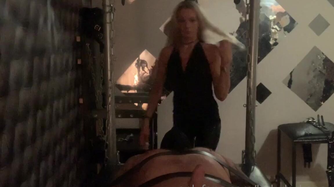 Ladydarkangeluk Onlyfans Session Clip Facesitting