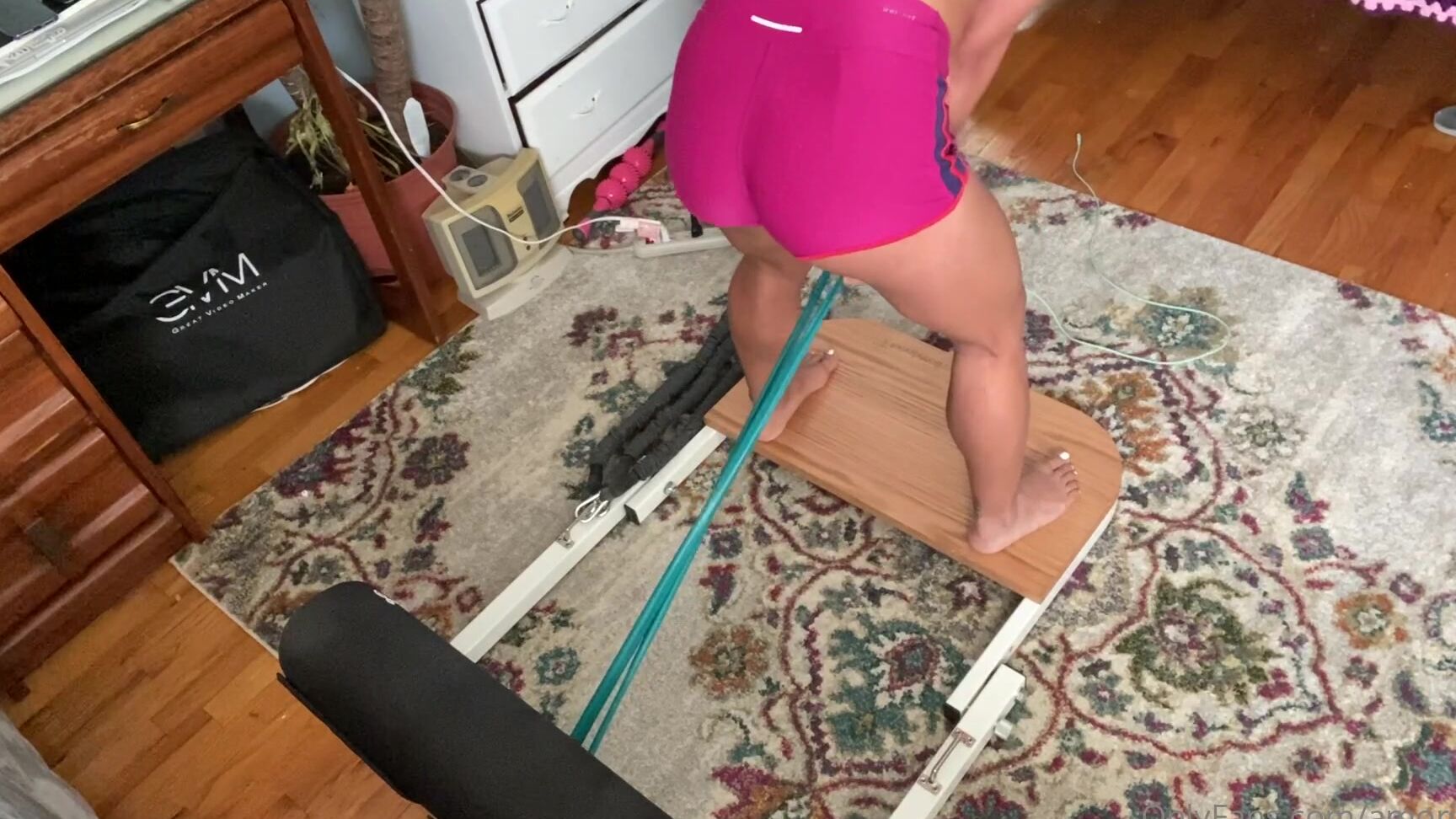 Amorixx So This Is How I Get My Bangin Booty In Shape Repeat