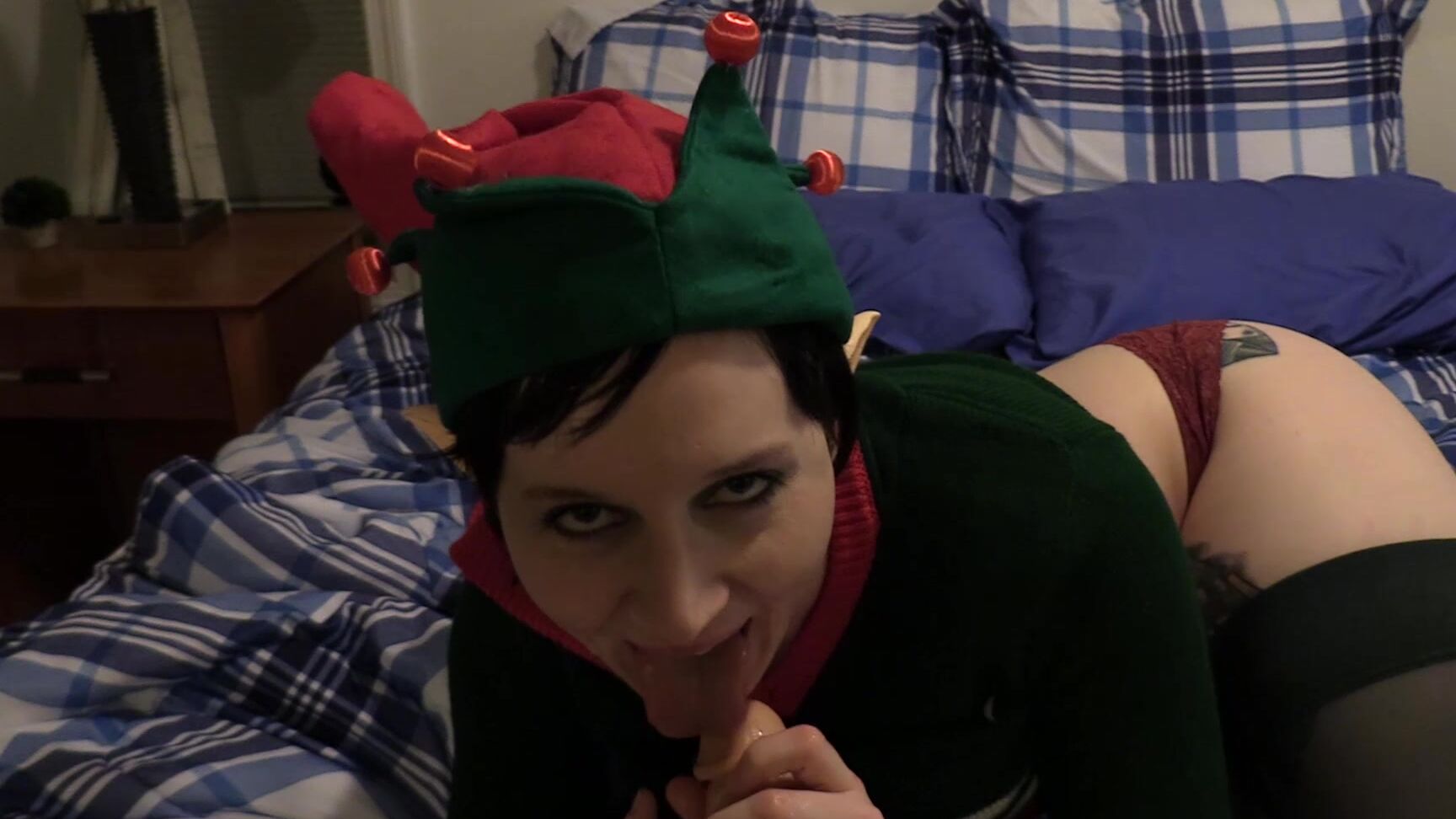 Bettie Bondage The Belated Christmas Elf Needs Anal