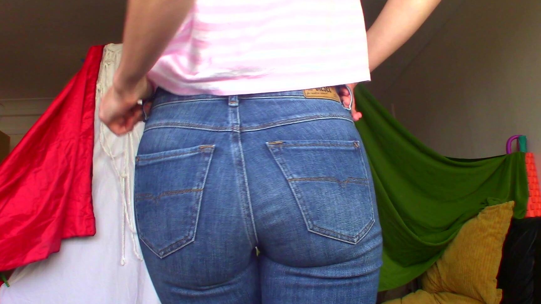 "Goddess Vanessa" femdom pov, jeans fetish, jerk off instruction, legs, masturbation instruction DIESEL JEANS Love JOI manyvids