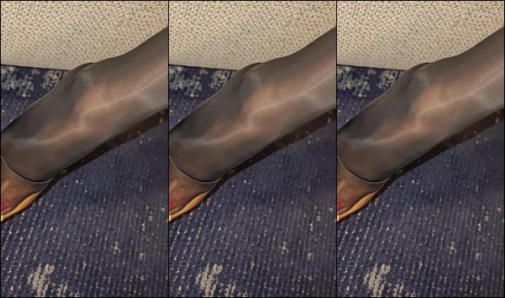 Marisexoticwishes 3659870450 01 24 2025 I M Ready For You To Smack My Ass And Make Me Squirm On This Couch