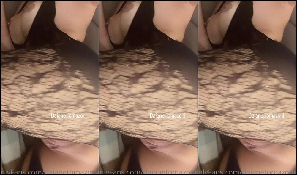 Daianetomazonifans 2788090933 02 27 2023 Gostou Da Roupinha Que Coloquei Pra Voc Toda Abertinha