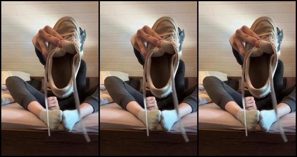 Socksfeet Misstress Nina Onlyfans 08 09 2024 Do You Dare To Lie Down On The Edge Of My Bed And Inhale The Smell