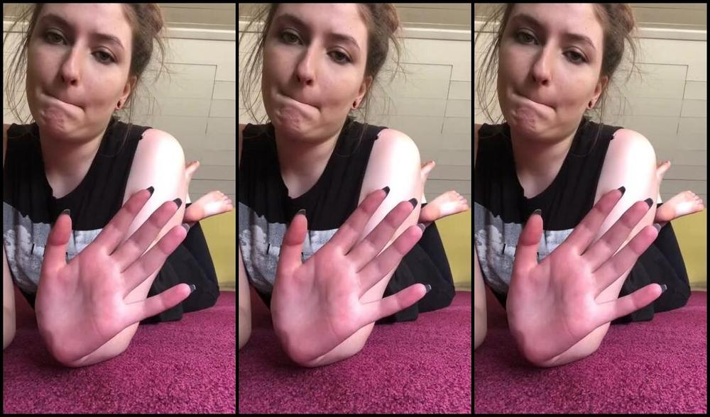 Delilah Nicknamed Footiesfeets Onlyfans 5 Second Challenge Joi Are You Into Games