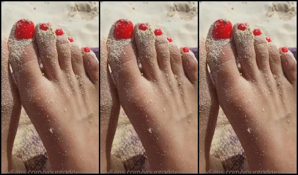 Yourgoddessanna51K Nicknamed Yourgoddessanna1 02 05 2021 Onlyfans Video Next Holiday Im Taking My Bitch With Me Just So He Can Lick That Sand Off