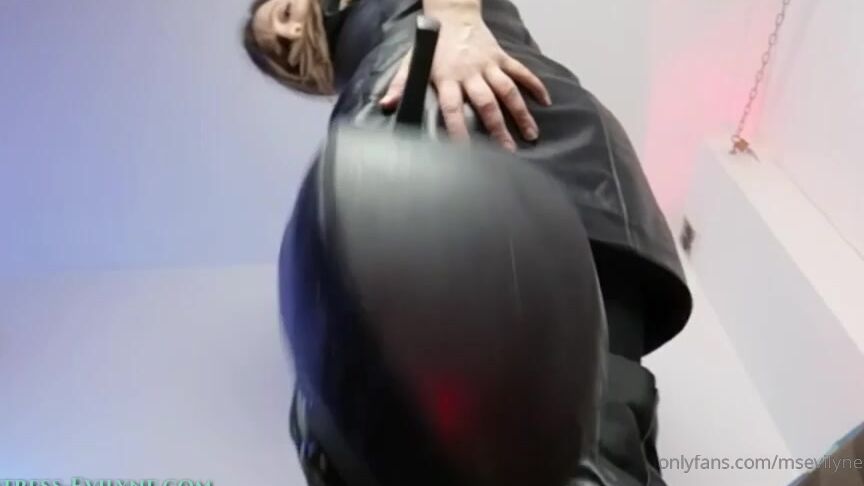 Dominatrix Mistress Evilyne msevilyne 346 OnlyFans