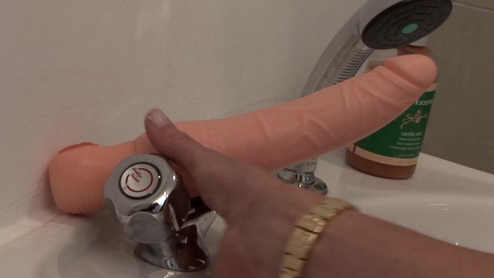 Emmagold Blonde Milf Is Licked By A Stranger In The Shower