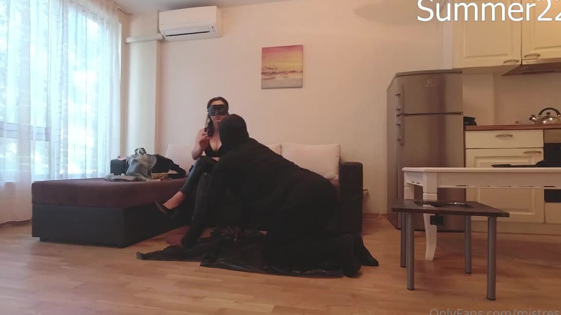 Mistresanna Onlyfans Worship Obey Drink Eat Clean And Take The Pain Suf