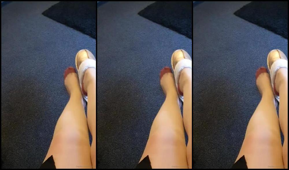 Miss B Nicknamed Missb52S Onlyfans 02 13 2020 Now Your Locked For Mother You May Worship My Nylons Like A Good Step Son