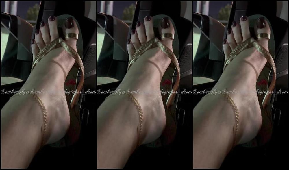 Thegingerdream Nicknamed Theginger Dream Onlyfans Some Close Ups In The Car With The Dark Brown Pedi I M Sort Of Obsessed With