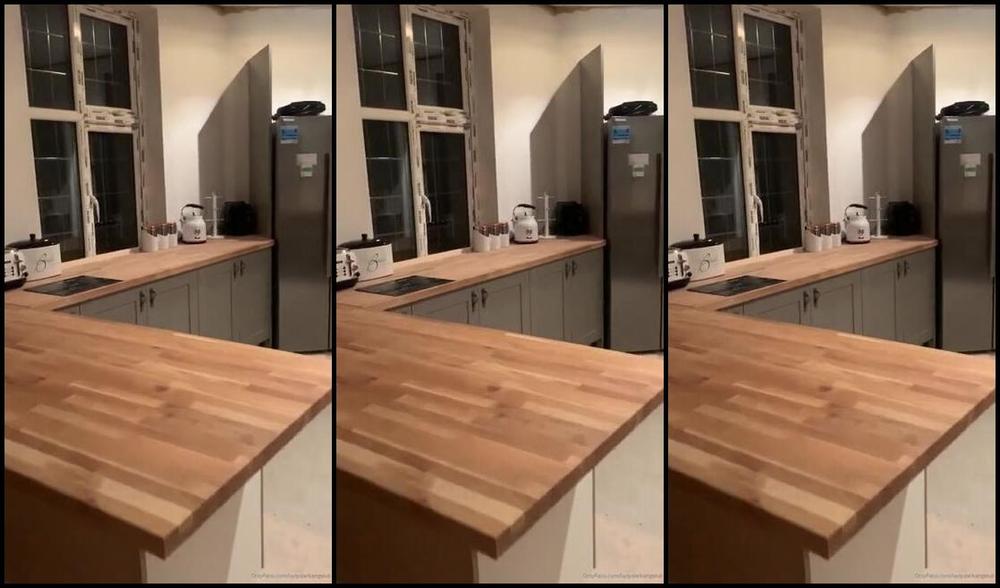 Ladydarkangeluk Onlyfans Absolutely Shattered Haven T Stopped Yet Never Moving House Again So This Is My Kitchen Tonight