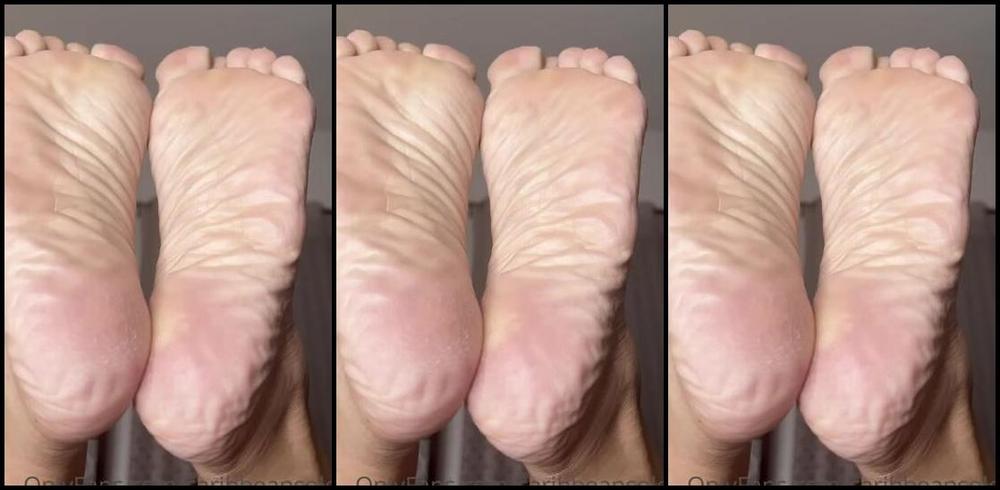 Caribbeansolez Onlyfans Hope You Enjoy The View If I Hit My Tip Goal I Ll Reveal A Full Body Video In The Same Pose I Llp