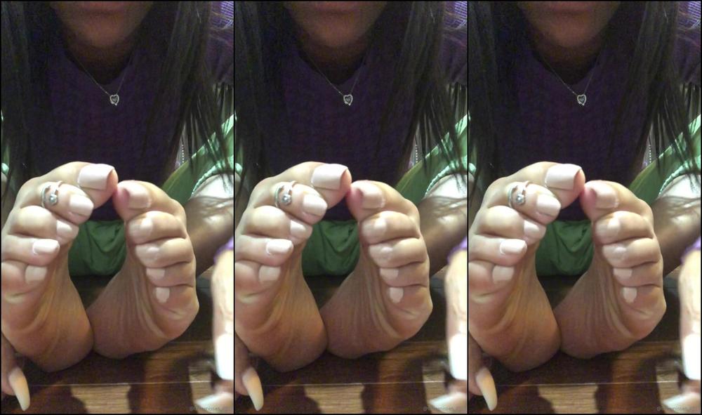 Theemisses Joi X Pleasers X Nude Polish