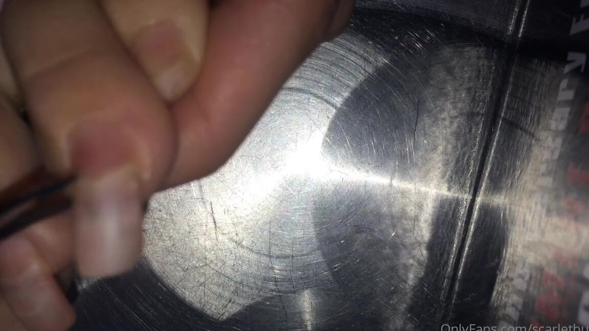 Scarletbunny Nicknamed Scarletbunnyy Onlyfans He Didn T Want To Cut Them Just Yet But In His Sleep Two Nails Broke And2