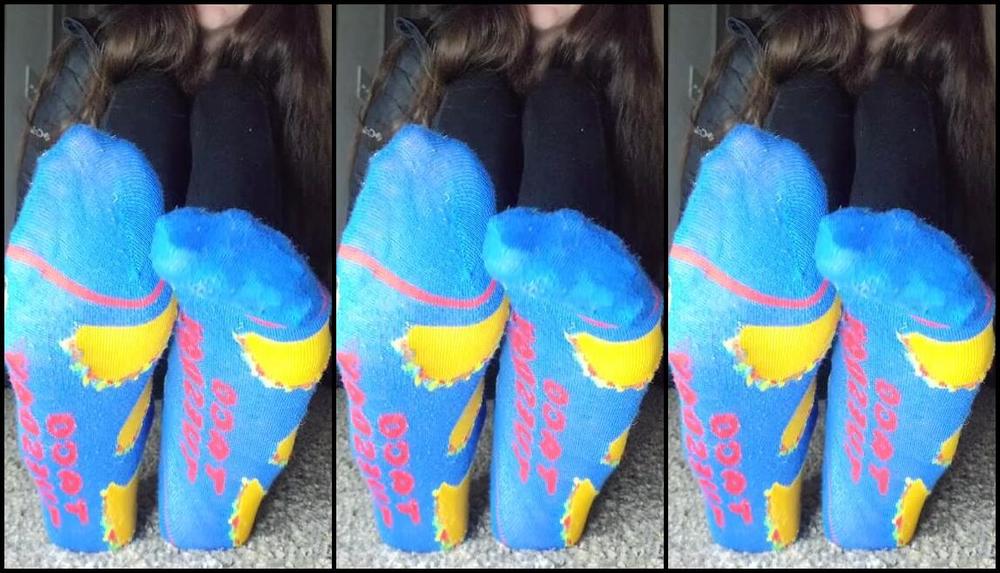 Megan Fletcher Aka Sweetsoleprincess Onlyfans Requested My Feet Just Keep Growing Theyre Growing So Large They Are Ripping My Now