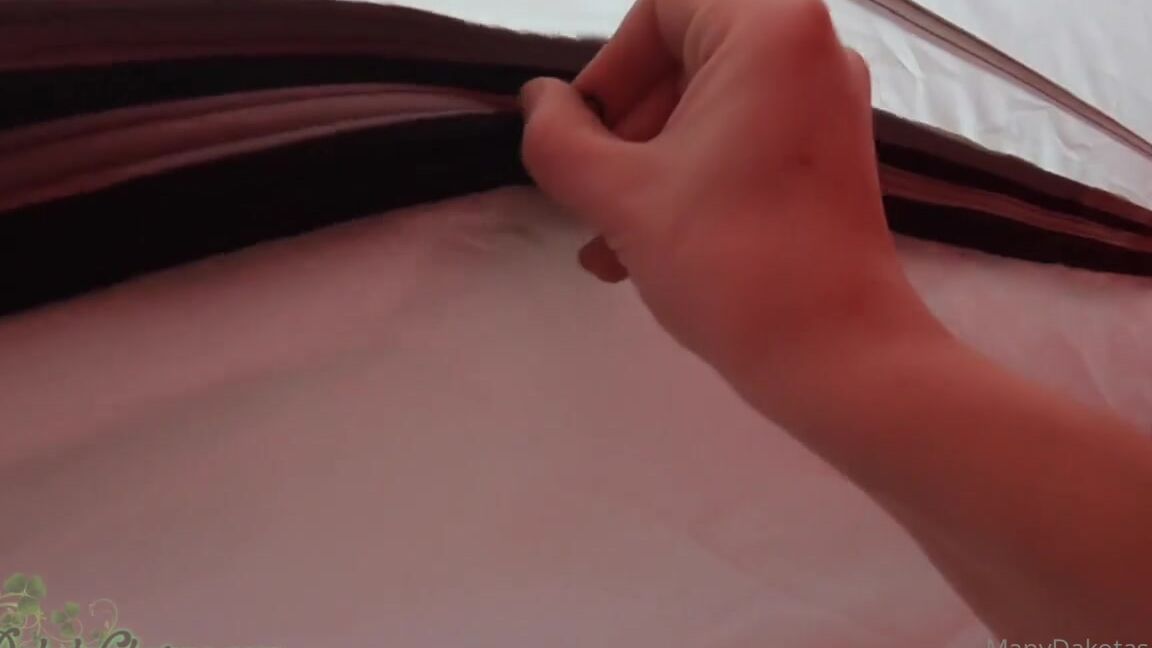 Dakota Charms Nicknamed Dakotacharms Onlyfans Tent Zip