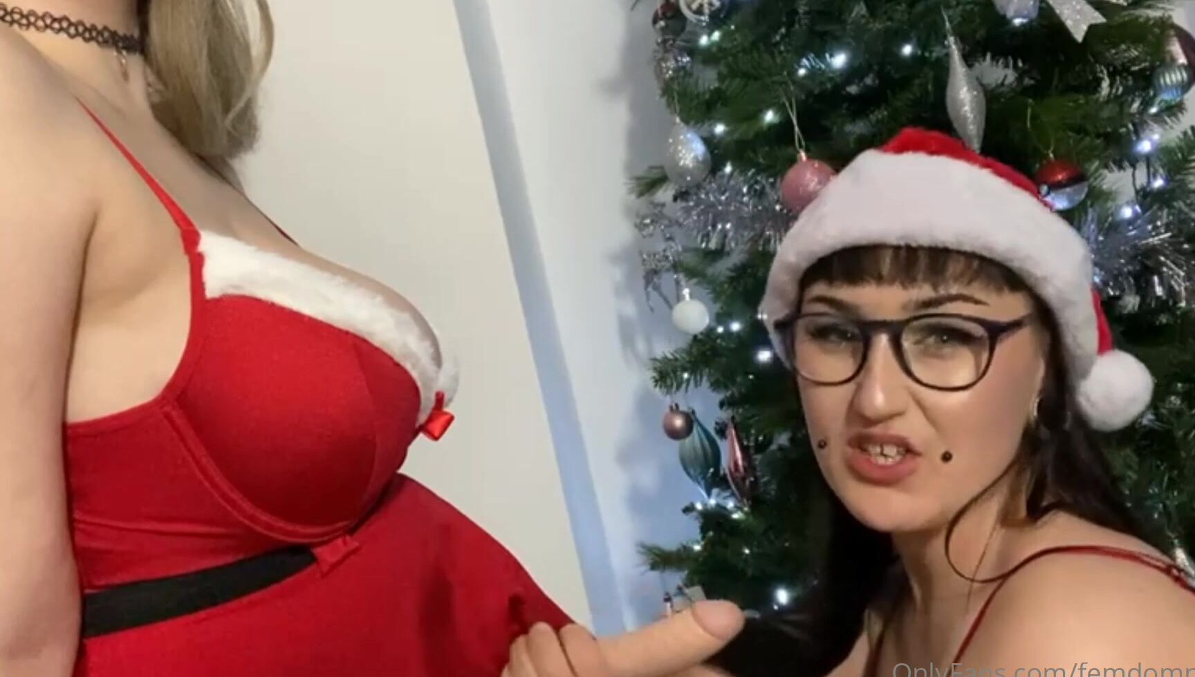 Femdomnephi 2307819730 12 25 2021 Sph Blowjob Humiliation My Lips Would Never Come Anywhere Near Your Cock Worship El Looked