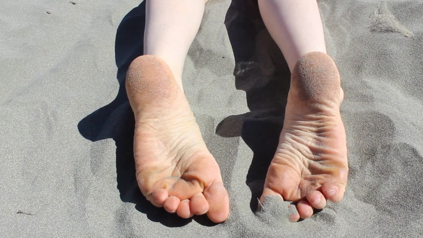 Public Nudity, Outdoors, Feet, Dirty Feet, Redhead sexyredfox89 sandy feet and butt ManyVids
