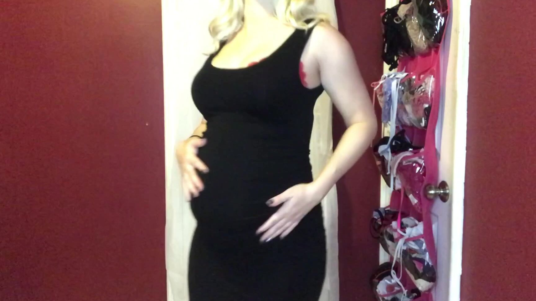 Pregnant, Dirty Talking, Pantyhose, Belly marilyn mae 31weekspregnant showing off amp teasing ManyVids