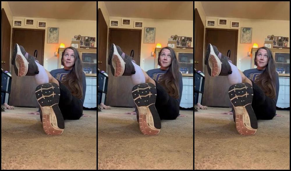 Soldmysolesforink Nicknamed Soldmysolesforink 10 25 2023 Onlyfans Video Some Of My Favorite Things To Do Is Spoil The Good Boys