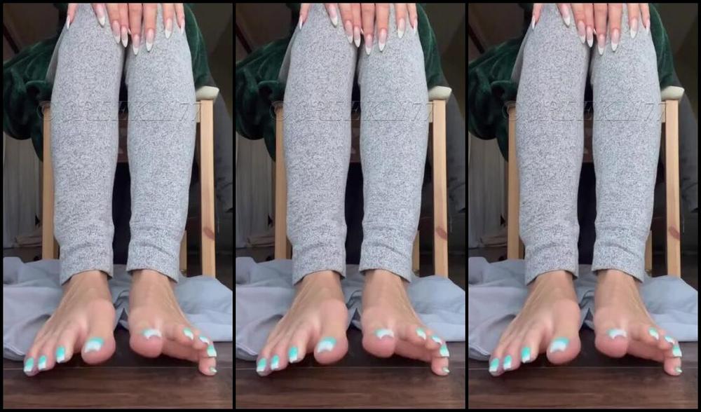 Greek Goddess Li Aka Greekli77 Onlyfans Up Close Video Of My Nail Bedssss With Toenail Tapping