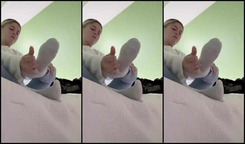 Goddessophelia Onlyfans Pov You Snuck Into My Room And Watched Me Strip