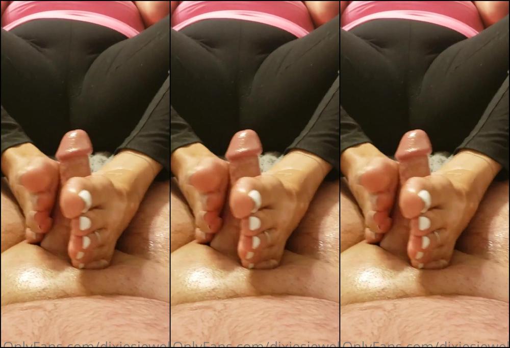 Dixiesjewels After Work Footjob