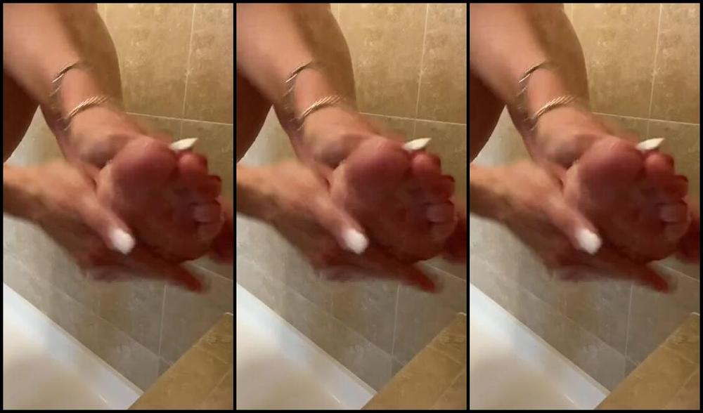 Janetmasonfeet Onlyfans Friendly Reminder Friday Foot Fun Live At Five Est While You Are Waiting Here Sa Little Lockdown Ad