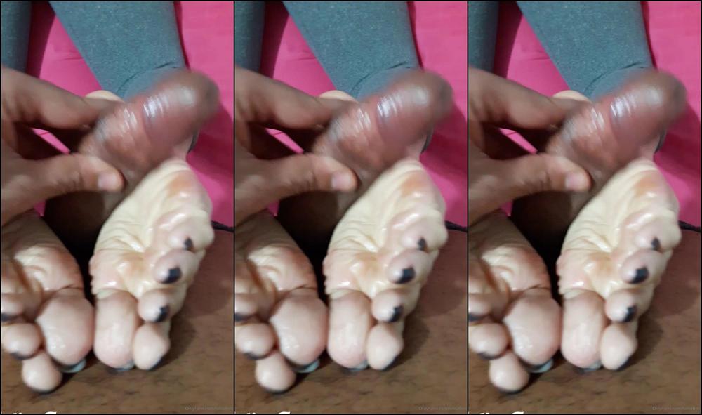 Thefeetoflola We Had Not Agreed Anything Before Just The Horny Came Over Us And The Result Was That Ama