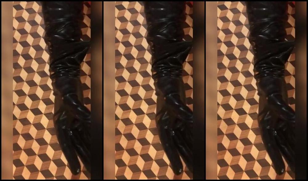 Mistress Desideria Godiva Nicknamed Padronagodiva 11 27 2023 Onlyfans Video Guanti Lucidi