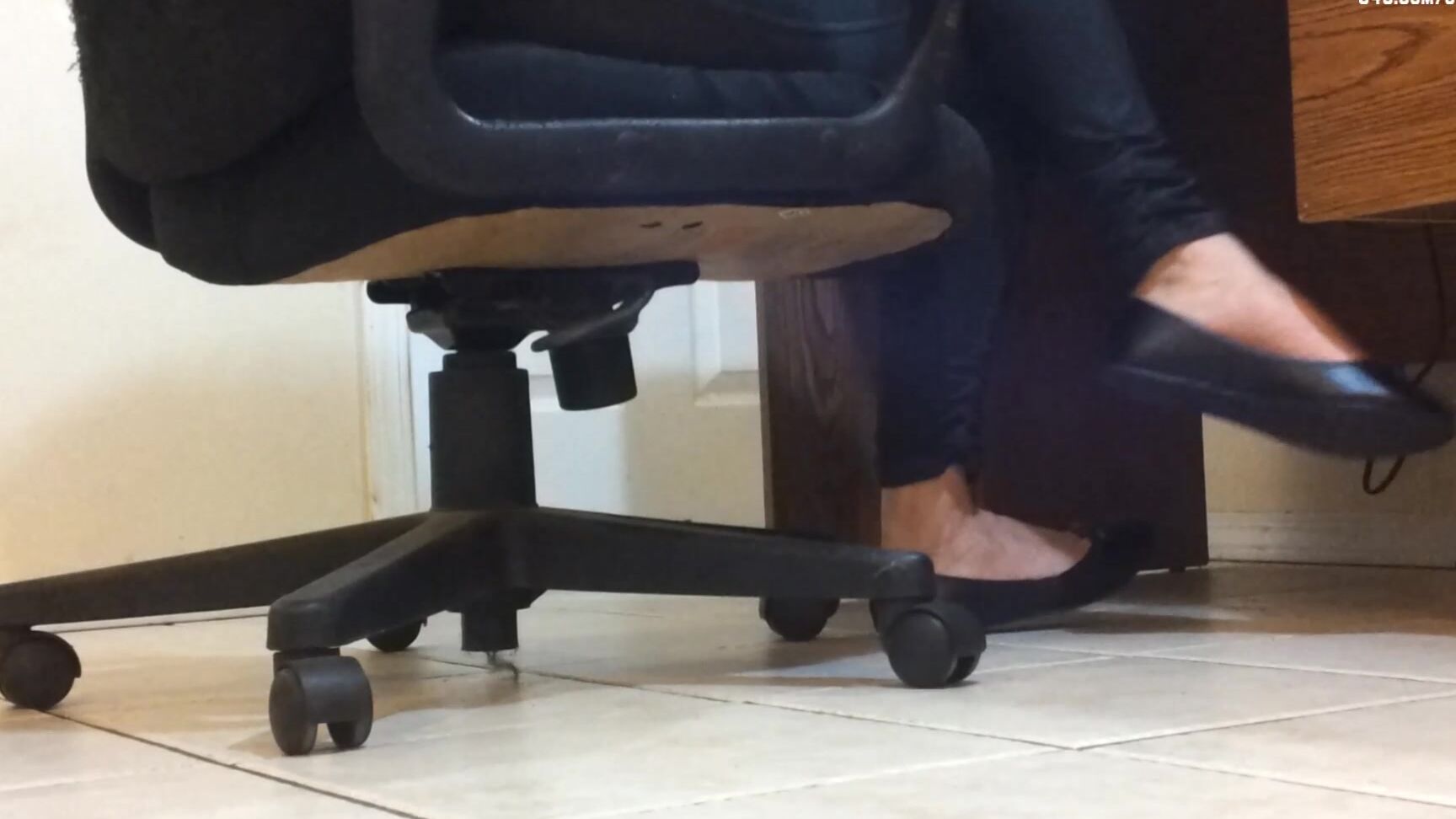 Booty U Foot Tapping With Black Flats