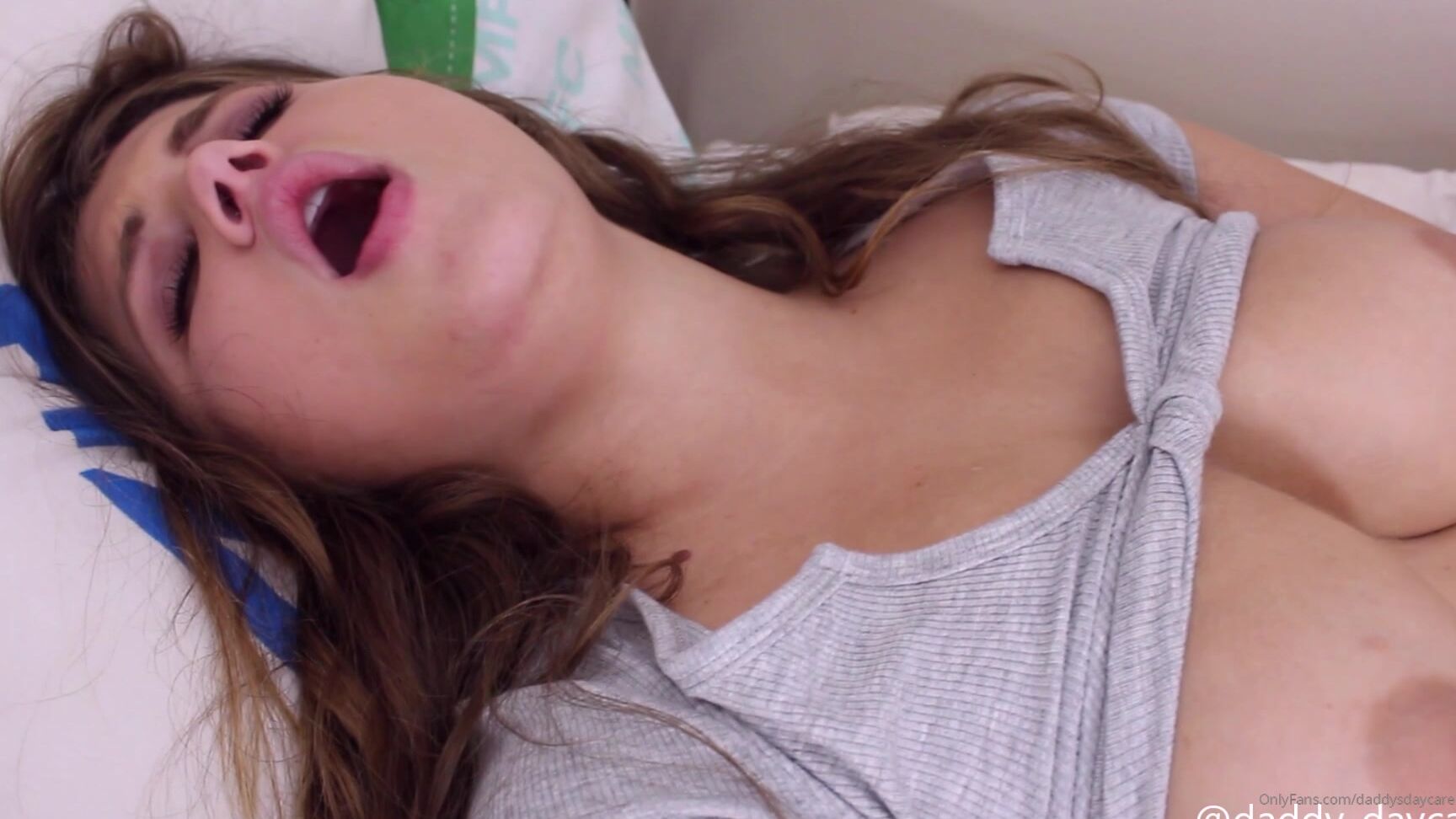 daddysdaycare-10-11-2019-84331098-beautiful-agony-i-was-so-horny-and-had-to-get-off-but-my-hitachi-was-dying-do-you-think