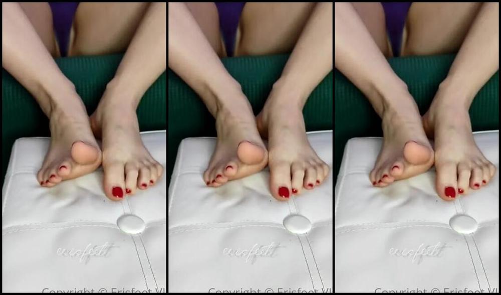 Erisfeet Onlyfans Tu E La Tua Fidanzata Rimpicciolito Fra I Miei Piedi You And Your Girlfriend Shrunk Between My Feet