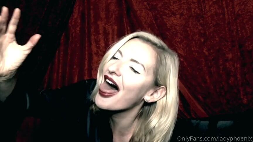 Lady Phoenix Nicknamed Ladyphoenix Ldn Onlyfans Shiny Sunday As My Tattoo Means Im Unable To Wear Latex For A Couple More Days I Have To Find Othe