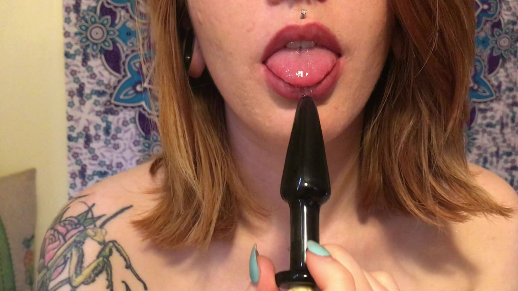 Skylarshark Spit Play