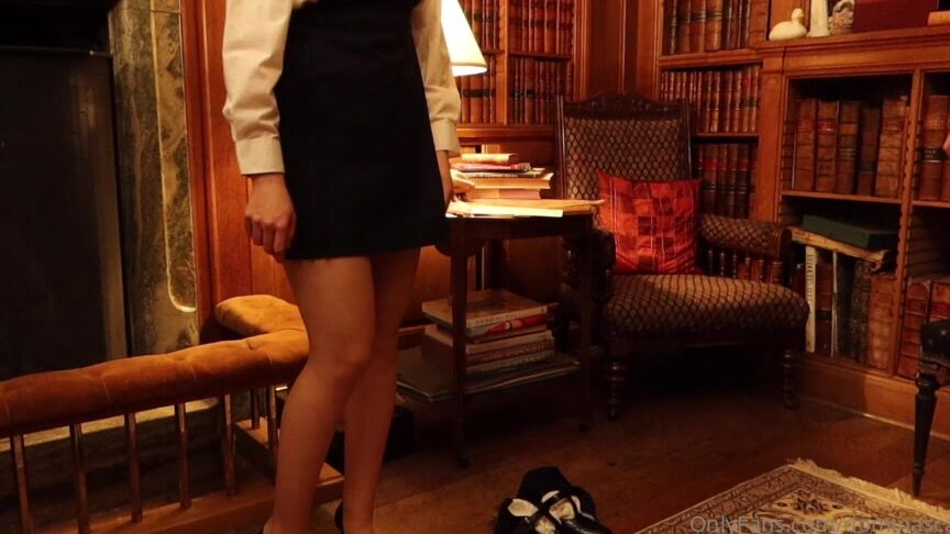 Miss Scarlet dominascarlet-20-01-2022-2336364784-A little behind the scenes footage of Georg Clips4Sale