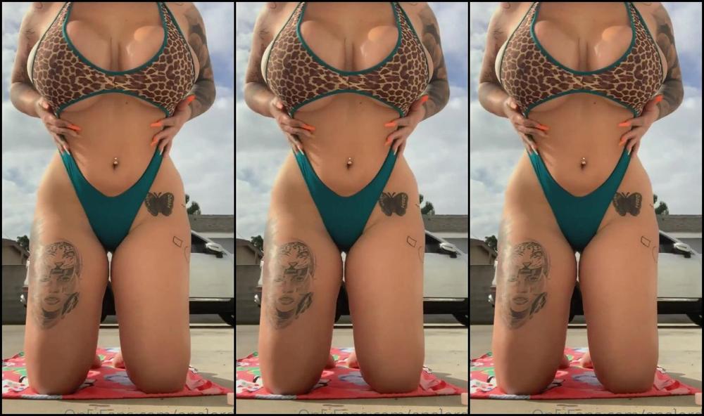 Analorde 2597843814 12 16 2022 A Guy Who Was Delivering A Package To My House Was Watching Me Tan So I