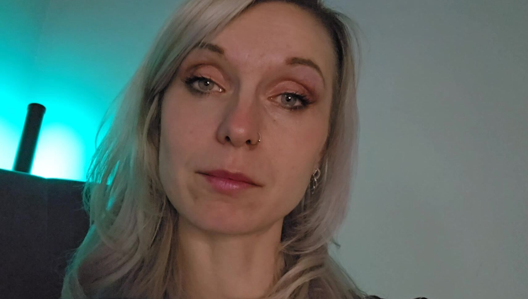 "Lexi Snow" boss, bossemployee, giantess, mommyroleplay, sfw, shrinkingfetish Your New Giantess Mommy manyvids