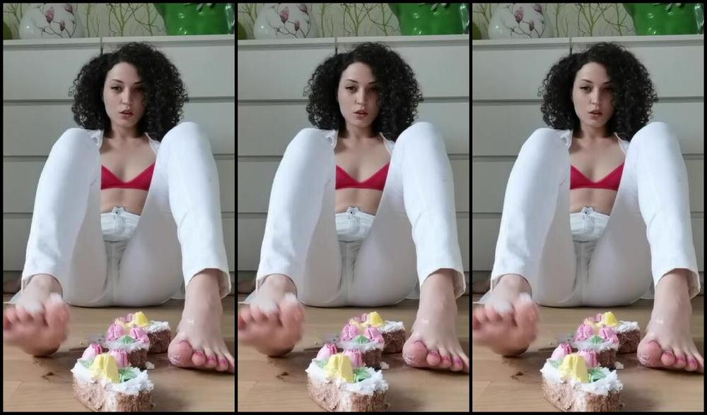 Msdidik Nicknamed Msdidikvip Onlyfans 02 17 2023 Feet And Food My Birthday Cake Last Year