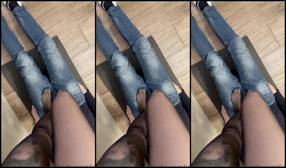 Deapistilla Nicknamed Deapistilla1 01 04 2023 Onlyfans Video Trampling Con Collant Neri Scorri Per Vedere La Seconda Parte