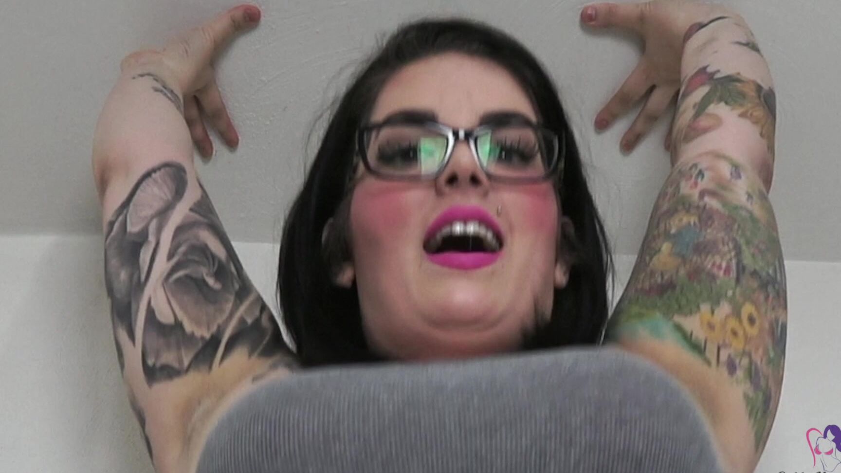 Gaberiella Giantess Fetish Magic Growing Potion