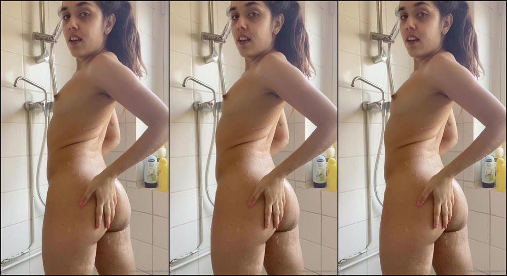 esperanzahorno-17-11-2019-87973836-goodmorning-it-s-a-sad-day-since-i-broke-my-glass-dildo-and-couldn-t-make-a-longer-vi