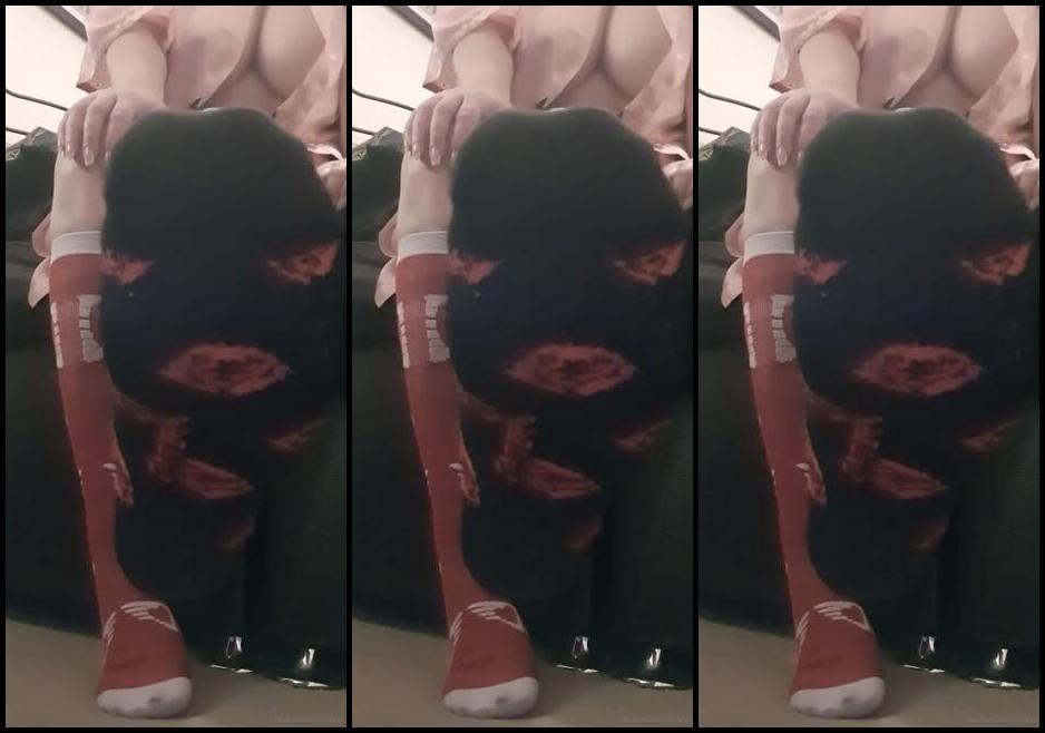 Miss B Nicknamed Missb52S Onlyfans 02 22 2022 Enjoy The Aroma Of My After Work Socks Feet And Panties