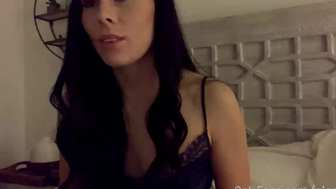 Gianna Stream Started At Am Q A Sexy Question Game Highest Tipper Gets A Zo