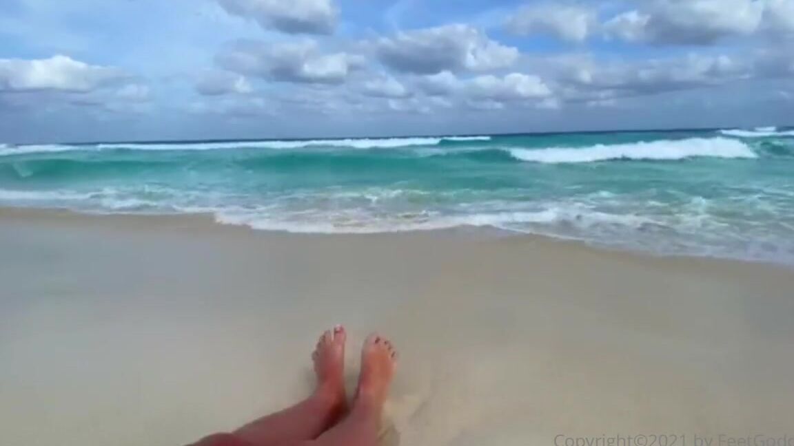 Eve Schwarz Nicknamed Eveschwarz Onlyfans Dream Beach Available Now Video Audio Version Httpsonlyfanscom182197925Eveschwarz